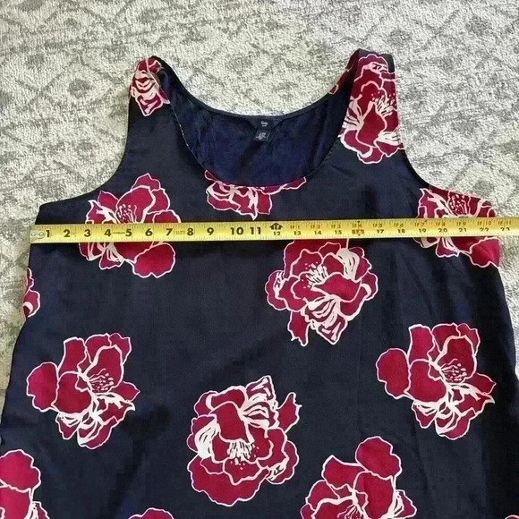 Gap Sleeveless Blouse Floral Red and Navy Size XXL - Picture 5 of 9